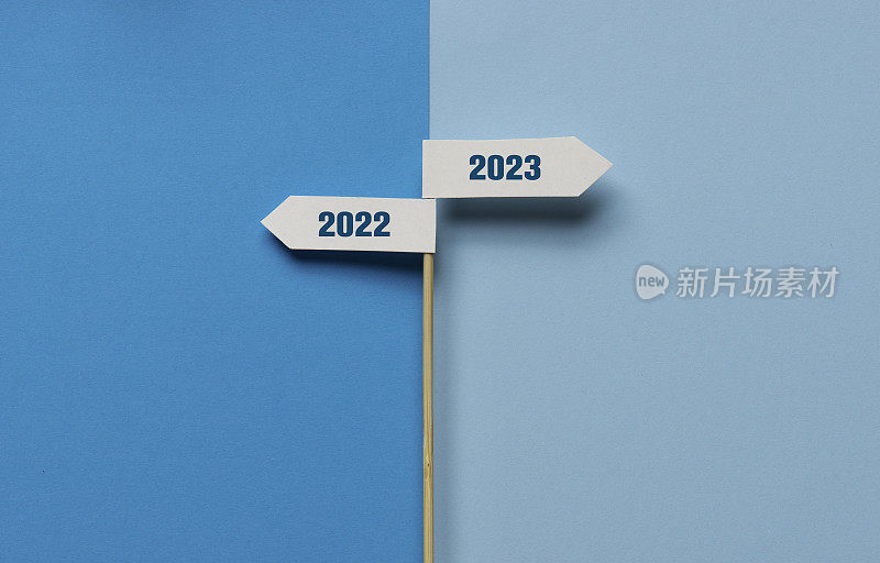 2023 2022